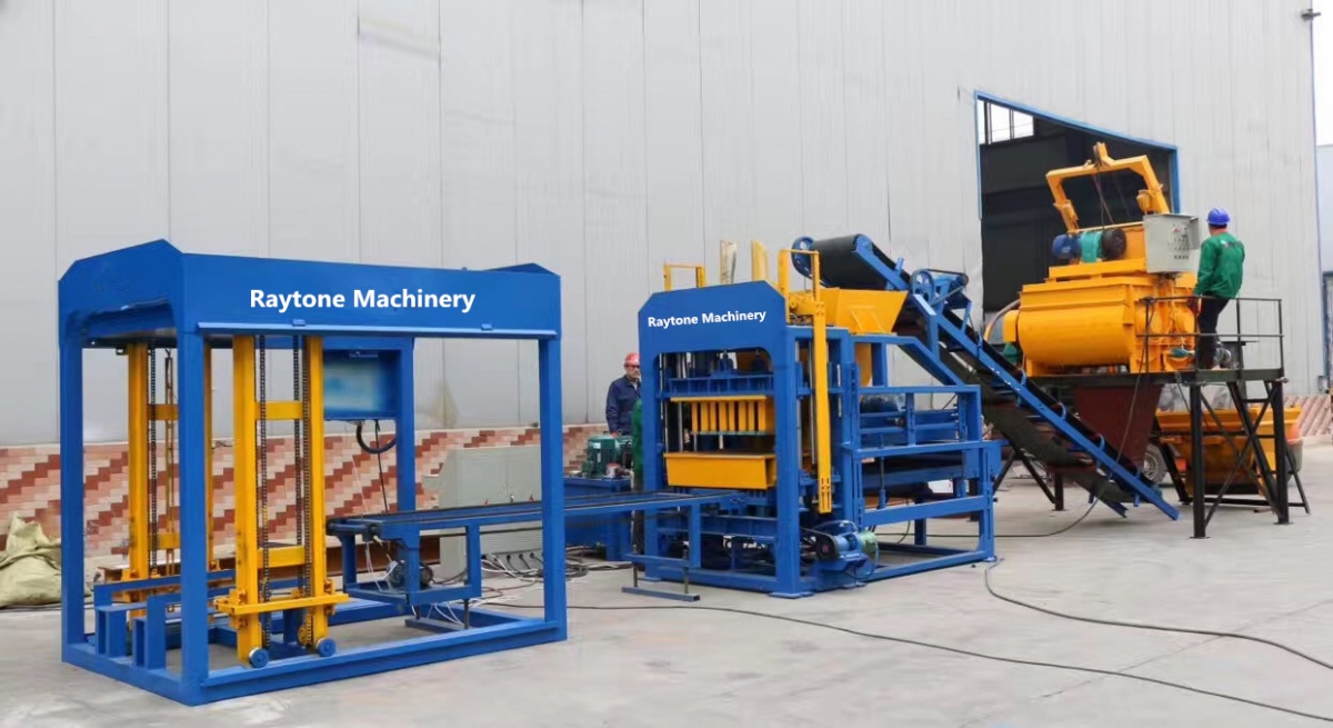 Automatic brick machine