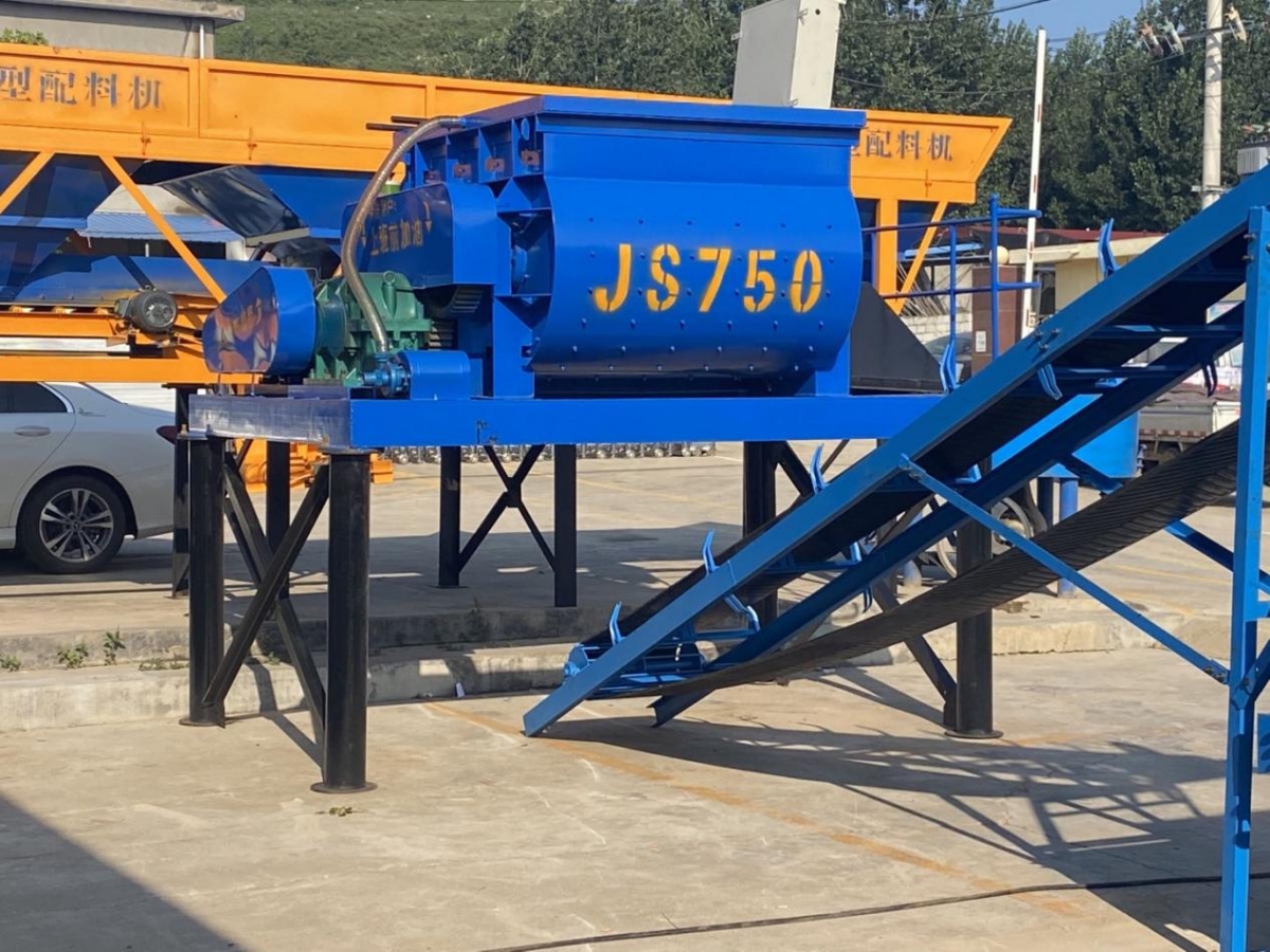 Can a wrap block machine be used for multiple types of construction projects?