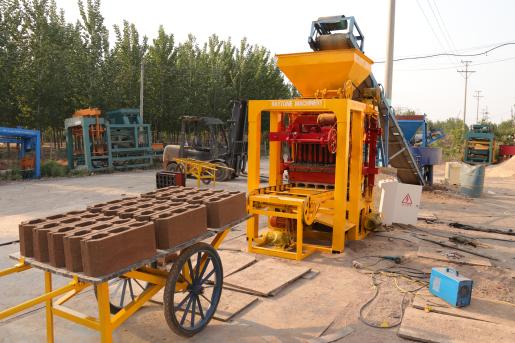 Tutti i modelli di macchine per la produzione di blocchi di cemento e macchine per mattoni di argilla dalla Cina Raytone- RAYTONE- Produttore di macchine per blocchi, fabbrica di pallet per mattoni, macchina per blocchi di cemento, macchina per mattoni, macchina per blocchi, macchina per blocchi, macchina per mattoni, macchina per blocchi di cemento, fabbrica di macchine per blocchi, Macchina per mattoni di cemento,Produttore di macchine per mattoni,Macchina per blocchi automatica,Macchina per blocchi mobili,Macchina per mattoni automatica,Macchina per blocchi semiautomatica,Macchina per blocchi manuale,Macchina per mattoni semiautomatica,Macchina per mattoni manuale,Pallet per mattoni GMT, Pallet per mattoni di plastica, Pallet per blocchi, Pallet GMT, pallet in fibra di mattoni, macchina per mattoni di argilla